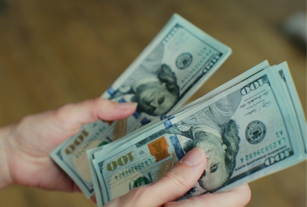 Sell USD